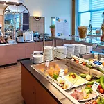 Western Ahorn – Adults Only 4*