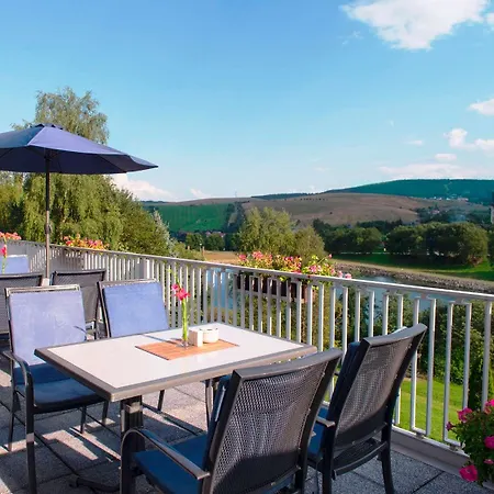 Western Ahorn – Adults Only Oberwiesenthal