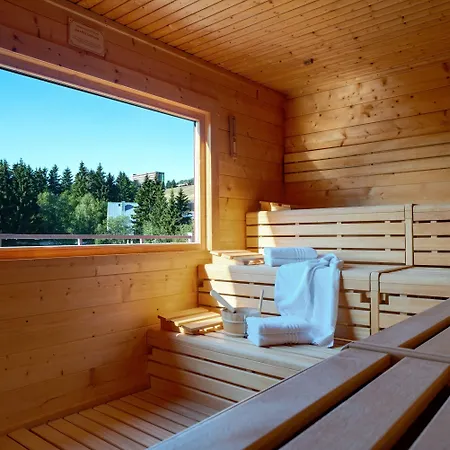 Western Ahorn - Adults Only 4*