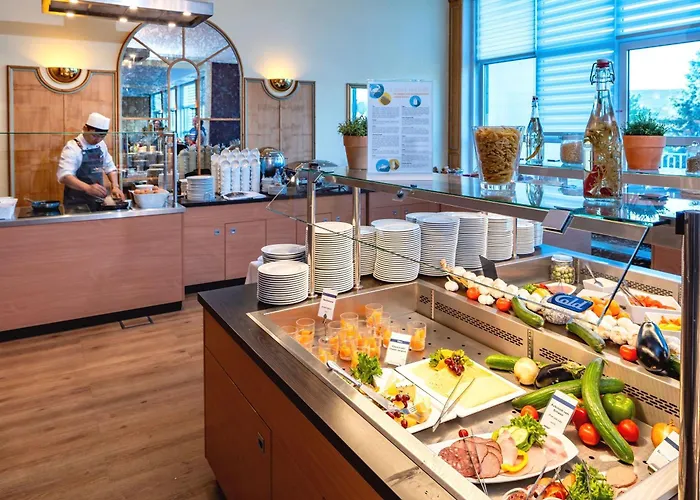 Western Ahorn - Adults Only 4*